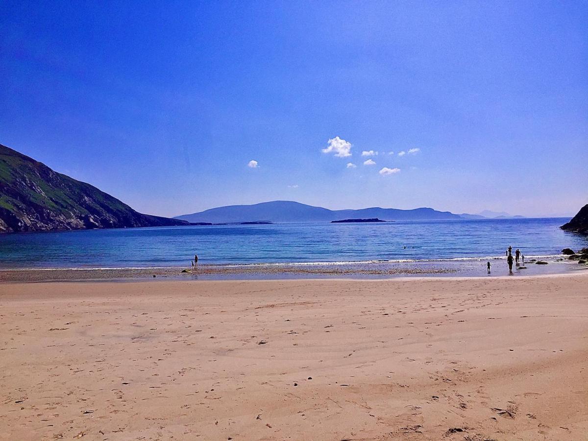 Вилла Wild Atlantic Way House Dooagh Экстерьер фото