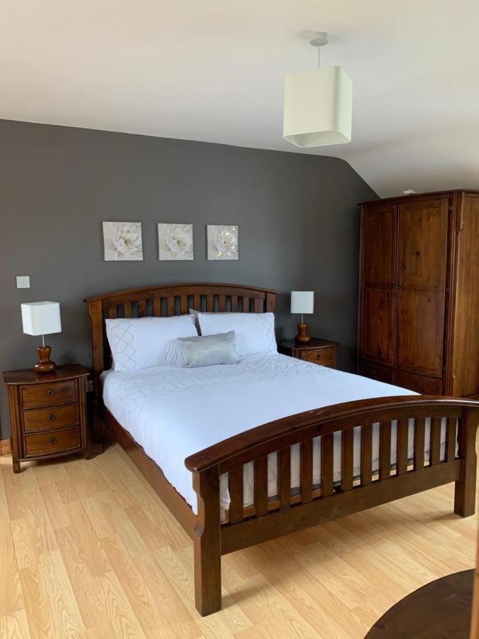 Вилла Wild Atlantic Way House Dooagh Экстерьер фото
